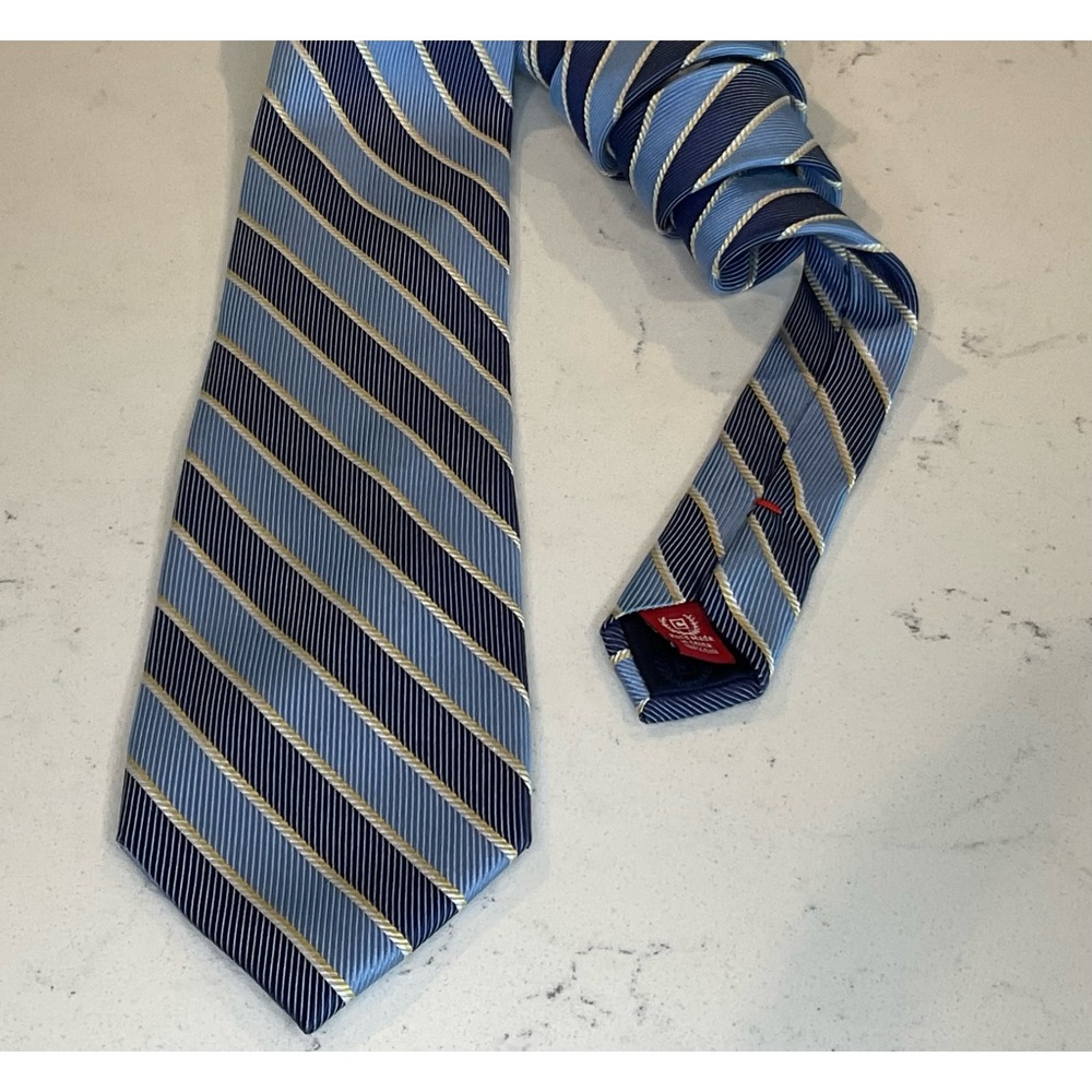 Chaps Handmade Silk Tie Handsome blues,gold & white Classic Stripes